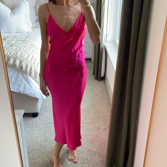 ZARA hot pink satin dress - Picture 3 of 4